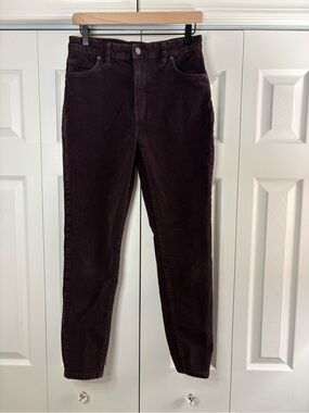 Women’s Patagonia High Rise Corduroy Pants in a deep burgundy size 29